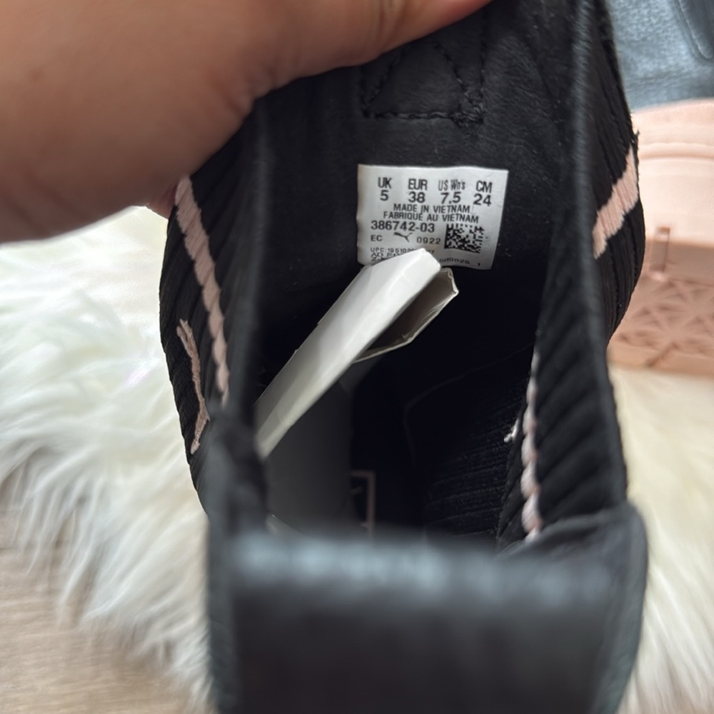 Puma Platform Boots - Picture 5 of 5